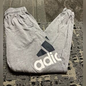 Men’s Adidas sweatpants